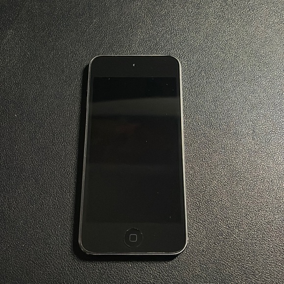 Apple iPod Touch (Silver)